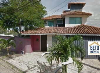 Casa com 5 Quartos e 4 suítes à Venda ou Locação, 380 m²