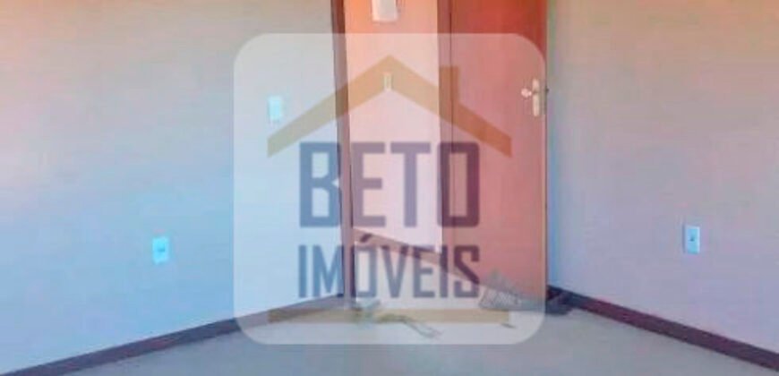 Sobrado com 3 Quartos e 3 banheiros à Venda, 180 m² por R$ 560.000