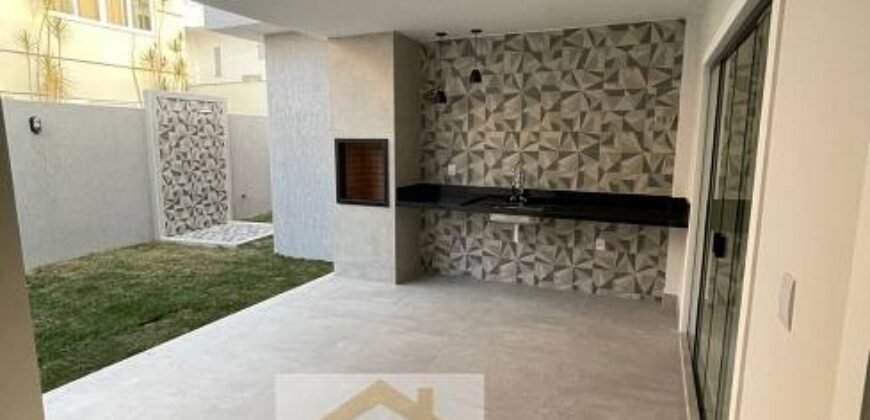 Casa com 3 Quartos e 4 banheiros à Venda, 190 m² por R$ 990.000