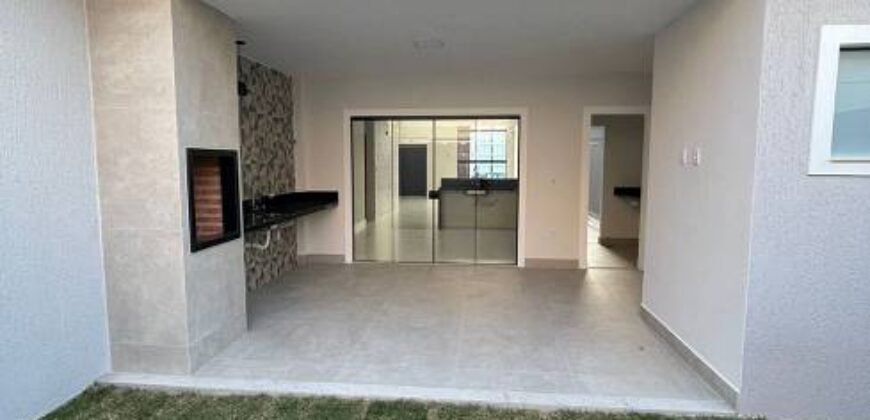 Casa com 3 Quartos e 4 banheiros à Venda, 190 m² por R$ 990.000