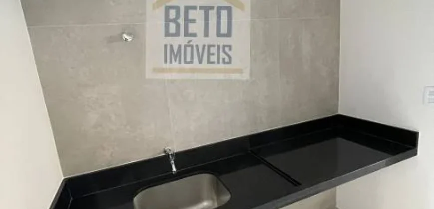 Casa com 3 Quartos e 4 banheiros à Venda, 190 m² por R$ 990.000