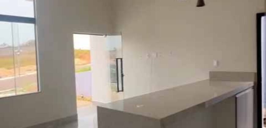 Casa com 2 Qtos 1 suíte e 2 banheiros à Venda, 70 m² por R$ 330.000