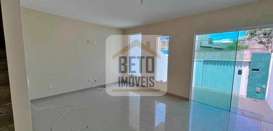 Sobrado com 3 Quartos e 3 banheiros à Venda, 120 m² por R$ 480.000