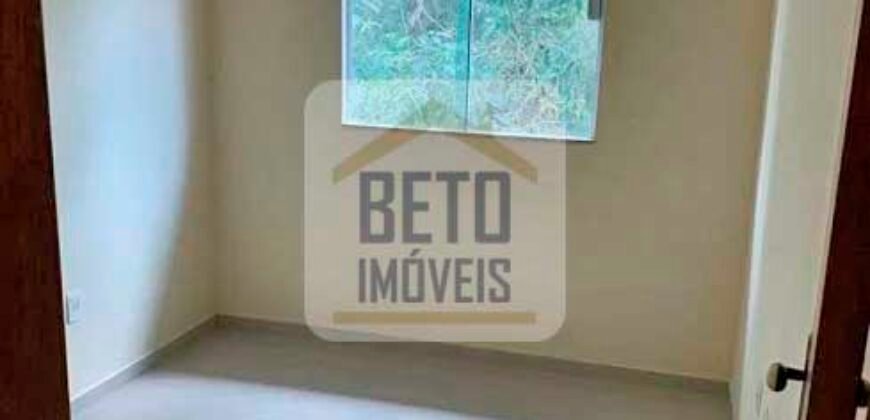 Sobrado com 3 Quartos e 3 banheiros à Venda, 120 m² por R$ 480.000