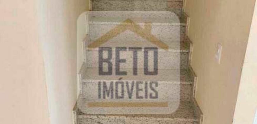 Sobrado com 3 Quartos e 3 banheiros à Venda, 120 m² por R$ 480.000