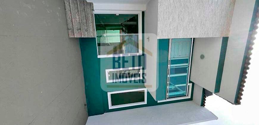 Sobrado com 3 Quartos e 3 banheiros à Venda, 120 m² por R$ 480.000