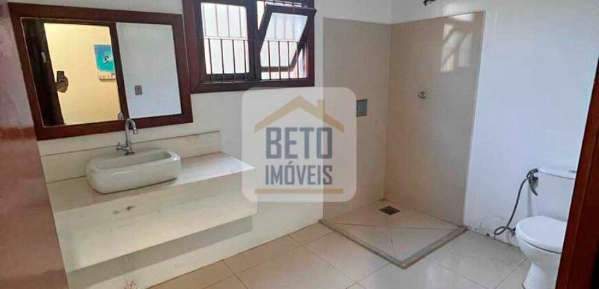 Casa p Locação c/ 8 salas 5 banheiros no Centro de Macaé