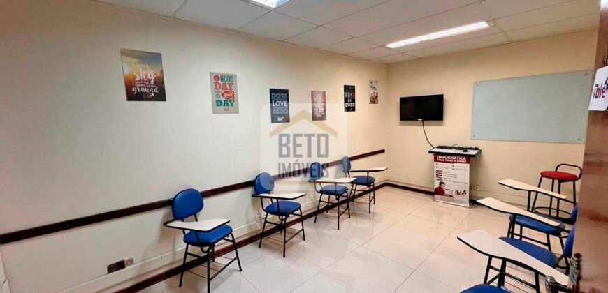 Casa p Locação c/ 8 salas 5 banheiros no Centro de Macaé