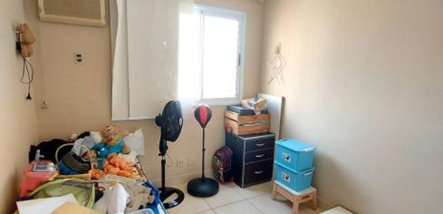 Apartamento com 3 Quartos e 1 banheiro à Venda, 125 m² por R$ 350.000