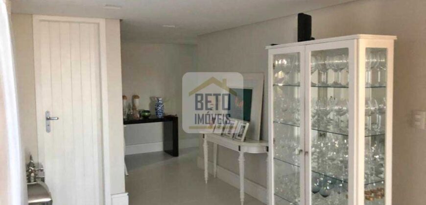 Casa com 4 Quartos e 8 banheiros à Venda, 450 m² por R$ 3.000.000