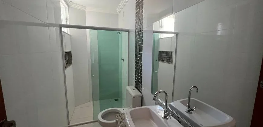 Apartamento com 2 Quartos e 2 banheiros à Venda, 86 m² por R$ 400.000