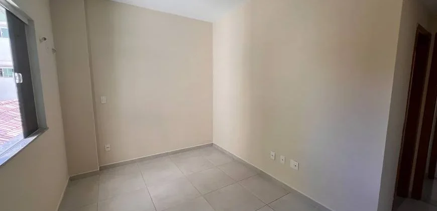 Apartamento com 2 Quartos e 2 banheiros à Venda, 86 m² por R$ 400.000