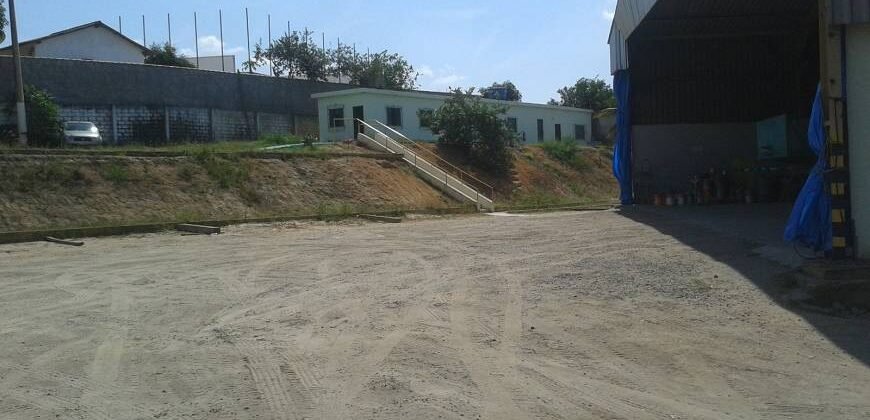 Galpão/Depósito/Armazém à Venda e Locação, 2000 m² por R$ 1.200.000