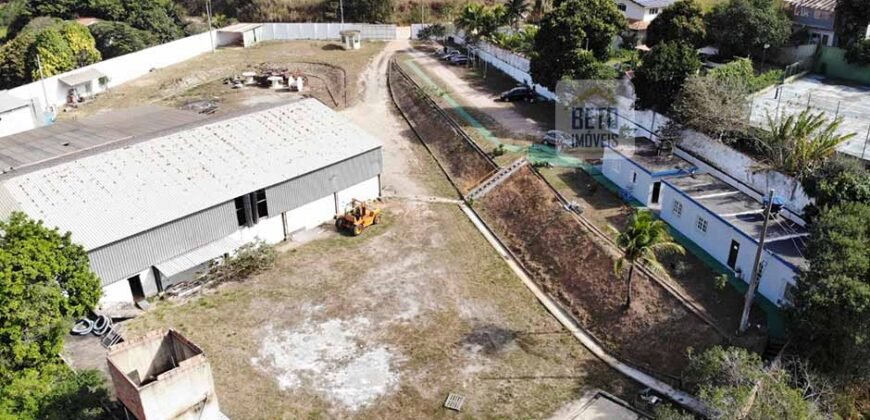 Galpão/Depósito/Armazém à Venda e Locação, 2000 m² por R$ 1.200.000