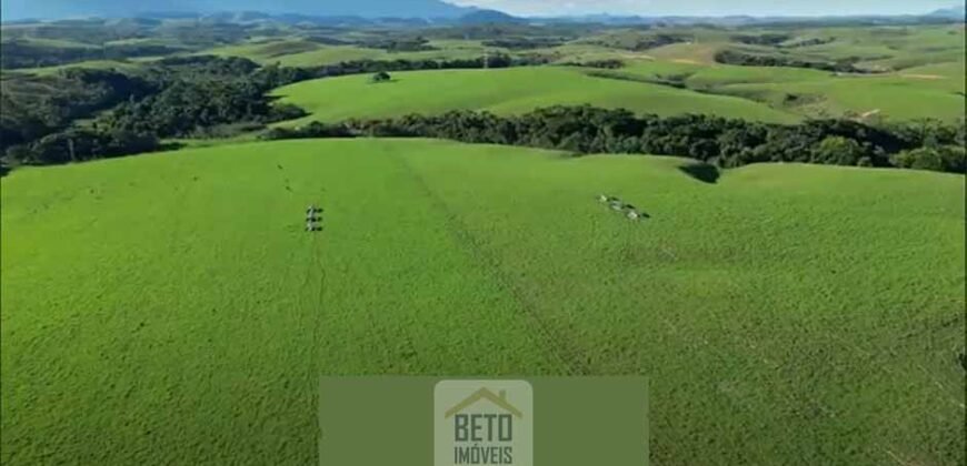 Fazendas/Sítios à Venda em Serrinha/ Campos RJ