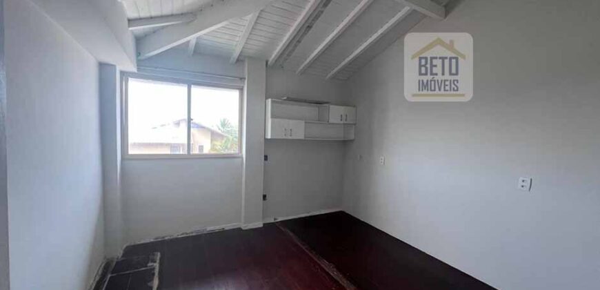 Linda Casa p Alugar com 4 qtos  3 suíte 340m² na Cancela Preta/ Macaé RJ