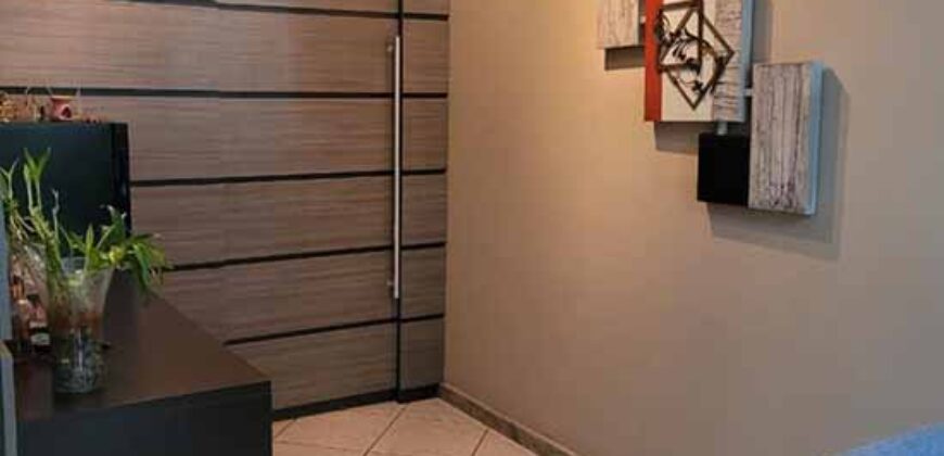 Casa mobiliada com 2 Quartos e 1 banheiro à Venda, 150 m² Glória – Macaé