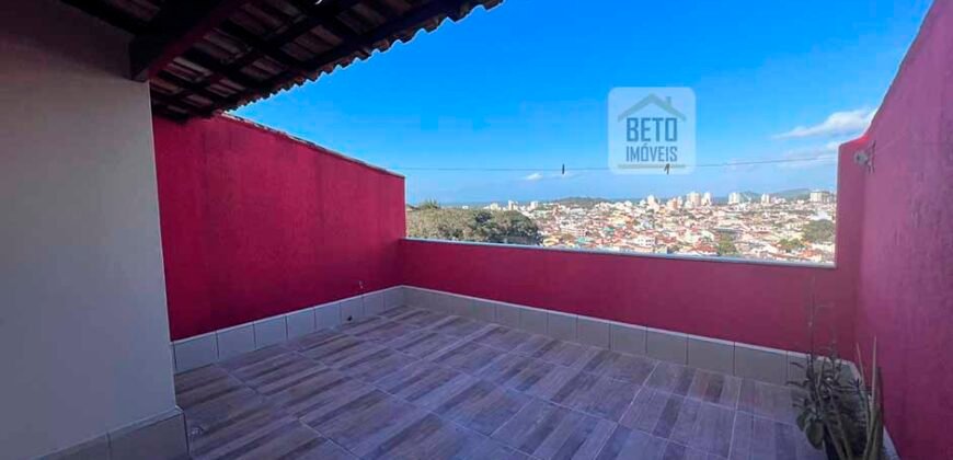 Casa com 2 Quartos e 4 banheiros à Venda, 130 m² por R$ 550.000 em Miramar