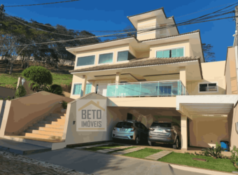 Venda de Casa Duplex de 357m² com Piscina no Condomínio Garden Hill | Macaé/RJ