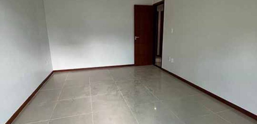 Casa Duplex 178 m² 3 Qtos 1 Suíte no Condomínio Vale dos Cristais IV, Imboassica | Macaé/RJ