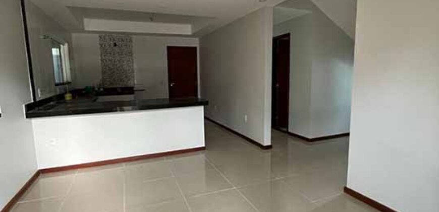 Casa Duplex 178 m² 3 Qtos 1 Suíte no Condomínio Vale dos Cristais IV, Imboassica | Macaé/RJ