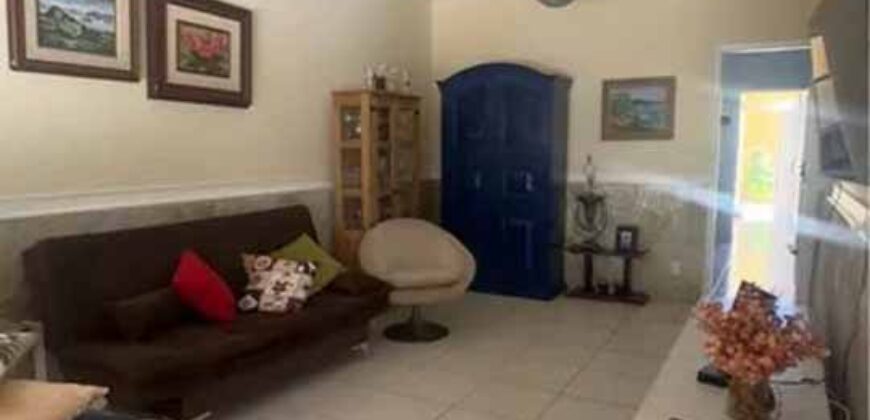 Casa Espaçosa e Mobiliada para Aluguel com 4 Qtos 1 Suíte | São Pedro da Aldeia/ RJ