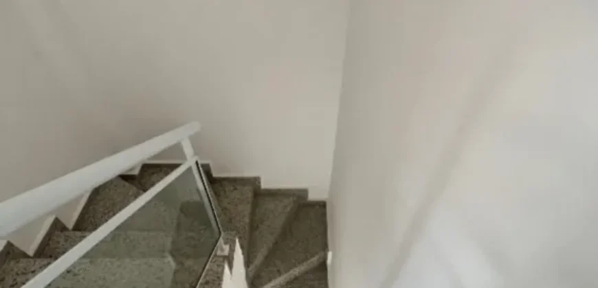 Casa Duplex para Locação 75m² 2 Qtos 2 Suítes Ar condicionado na Lagoa | Macaé/ RJ