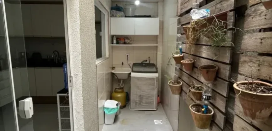 Casa Mobiliada 75m² 2 Qtos 2 Suítes com Vista Espetacular na Lagoa | Macaé/ RJ
