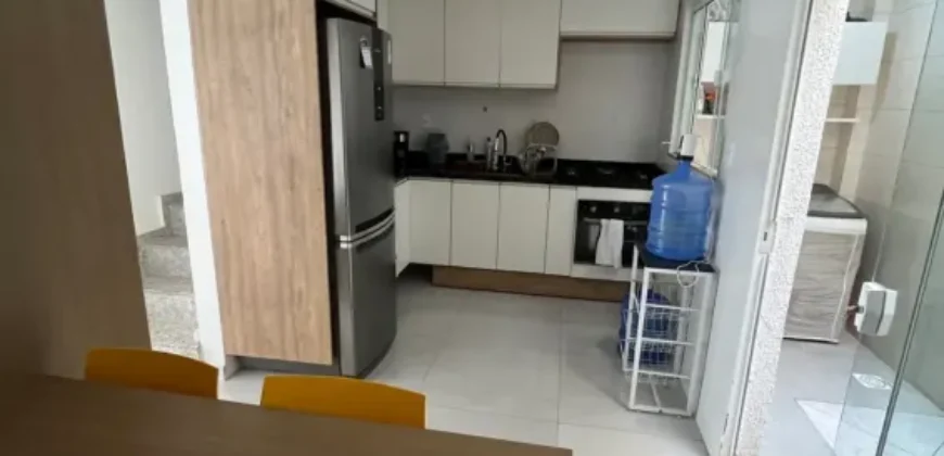 Casa Mobiliada 75m² 2 Qtos 2 Suítes com Vista Espetacular na Lagoa | Macaé/ RJ