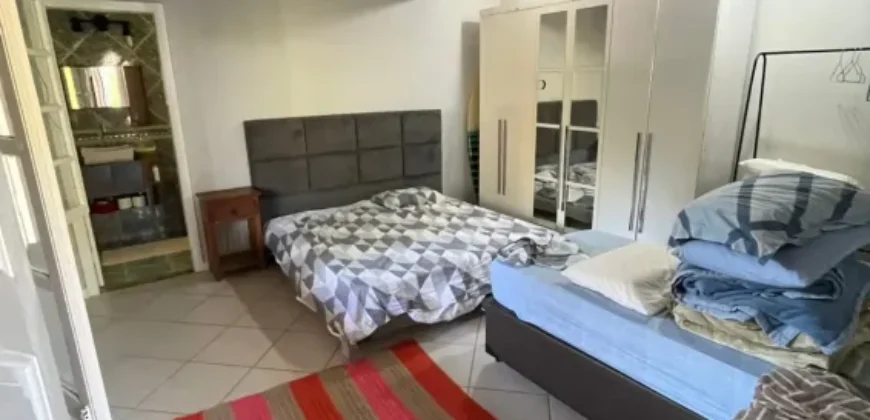 Espetacular Casa Duplex p/ Alugar 2000 m² 4 Qtos 3 Suítes na Granja dos Cavaleiros | Macaé/RJ