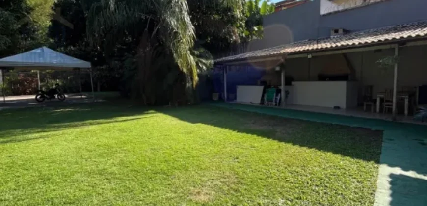Espetacular Casa Duplex p/ Alugar 2000 m² 4 Qtos 3 Suítes na Granja dos Cavaleiros | Macaé/RJ