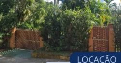 Espetacular Casa Duplex p/ Alugar 2000 m² 4 Qtos 3 Suítes na Granja dos Cavaleiros | Macaé/RJ