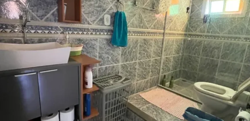 Espetacular Casa Duplex p/ Alugar 2000 m² 4 Qtos 3 Suítes na Granja dos Cavaleiros | Macaé/RJ