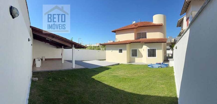 Casa Dúplex Espetacular 220 m² Área 465 m² 3 Qtos 1 Suíte no Mirante da Lagoa | Macaé/ RJ