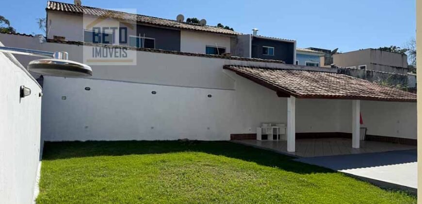 Casa Dúplex Espetacular 220 m² Área 465 m² 3 Qtos 1 Suíte no Mirante da Lagoa | Macaé/ RJ