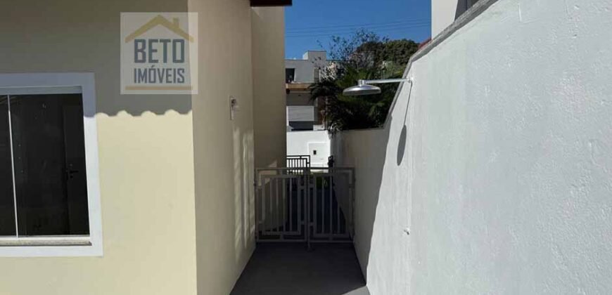 Casa Dúplex Espetacular 220 m² Área 465 m² 3 Qtos 1 Suíte no Mirante da Lagoa | Macaé/ RJ