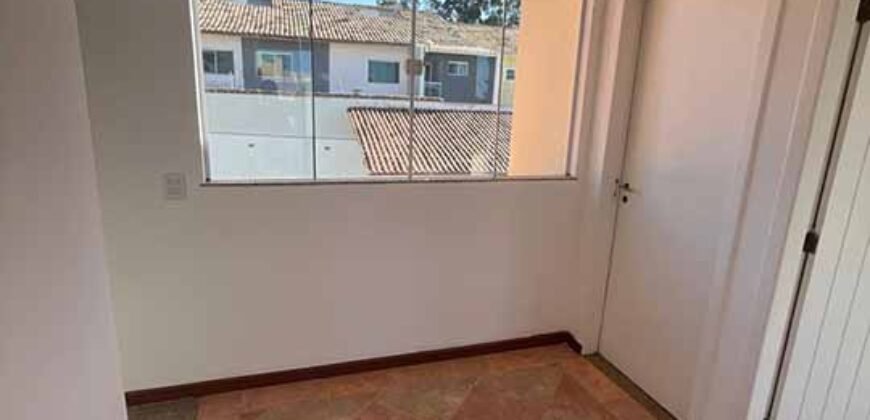 Casa Dúplex Espetacular 220 m² Área 465 m² 3 Qtos 1 Suíte no Mirante da Lagoa | Macaé/ RJ