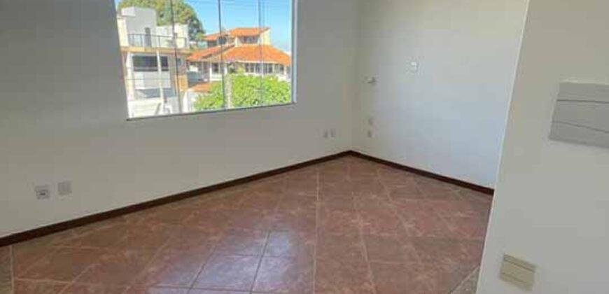 Casa Dúplex Espetacular 220 m² Área 465 m² 3 Qtos 1 Suíte no Mirante da Lagoa | Macaé/ RJ