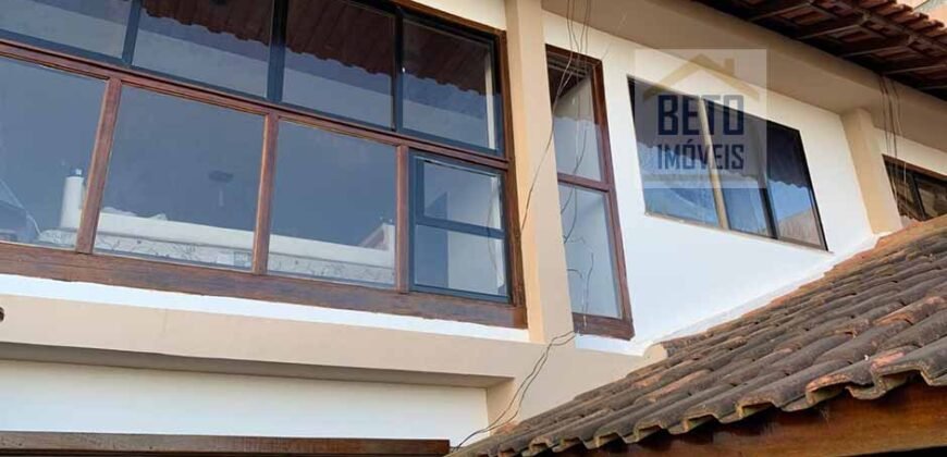 Casa Duplex à Venda e Aluguel com 250 m² 5 Qtos 2 Suítes na Glória | Macaé/ RJ