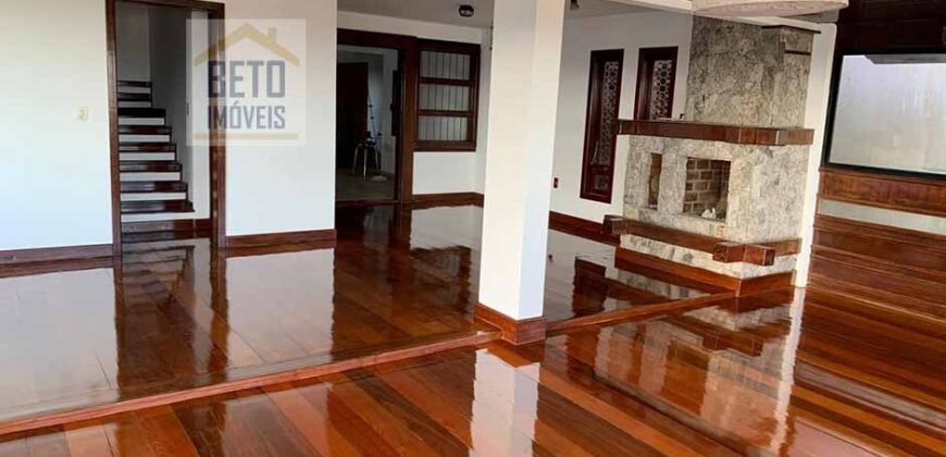 Casa Duplex à Venda e Aluguel com 250 m² 5 Qtos 2 Suítes na Glória | Macaé/ RJ