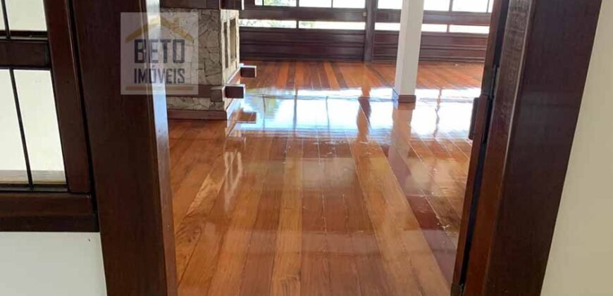 Casa Duplex à Venda e Aluguel com 250 m² 5 Qtos 2 Suítes na Glória | Macaé/ RJ