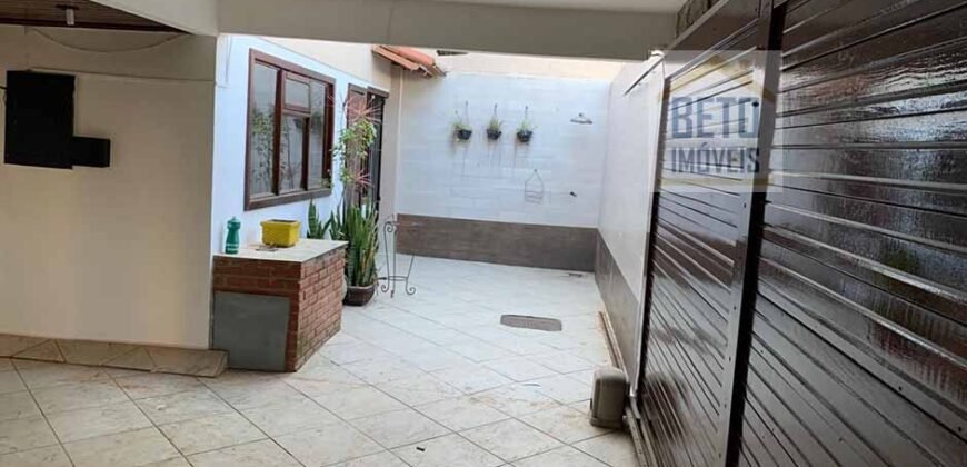 Casa Duplex à Venda e Aluguel com 250 m² 5 Qtos 2 Suítes na Glória | Macaé/ RJ