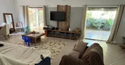Espetacular Casa Duplex p/ Alugar 2000 m² 4 Qtos 3 Suítes na Granja dos Cavaleiros | Macaé/RJ