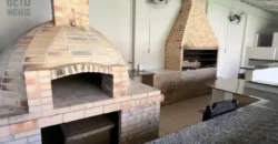 Espetacular Casa Duplex p/ Alugar 2000 m² 4 Qtos 3 Suítes na Granja dos Cavaleiros | Macaé/RJ