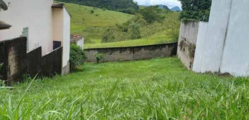 Terreno Exclusivo 394,00 m² no Condomínio Vale dos Cristais | Macaé/RJ